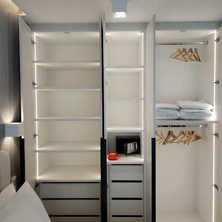 Luxury With Unique Design In Kolonaki Athènes